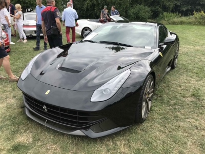 Ferrari F12 Berlinetta (2015) – wolnossące V12 w nowoczesnym wydaniu