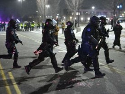 Jest decyzja ws. agentów federalnych z Mineapolis