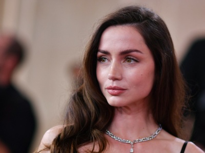 Amerykański remake polskiego filmu. W roli głównej Ana de Armas