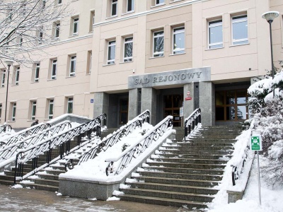 Próba samobójcza w Sądzie Rejonowym w Olsztynie. Policjanci interweniowali w ostatniej chwili