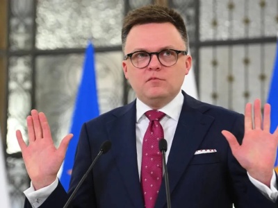 Szymon Hołownia nowym premierem? „Potrzebuje 13–14 szabel, żeby przejść na drugą stronę”