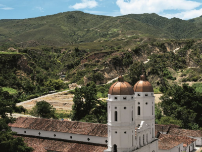 Katastrofa lotnicza w Kolumbii zabiła 15 osób, w tym kandydata politycznego