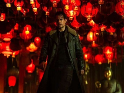 Henry Cavill jako nowy Nieśmiertelny. 500-letni wojownik na pierwszych zdjęciach z rebootu Highlandera Chada Stahelskiego