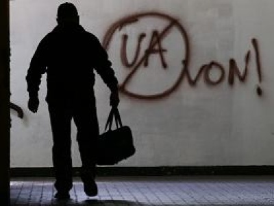 Wojna za granicą, napięcia w kraju. Polacy coraz bardziej podzieleni w sprawie Ukrainy