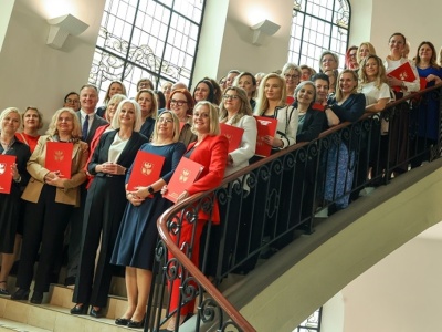 Warmińsko-Mazurskie szuka niezwykłych kobiet. Każdy może je zgłosić