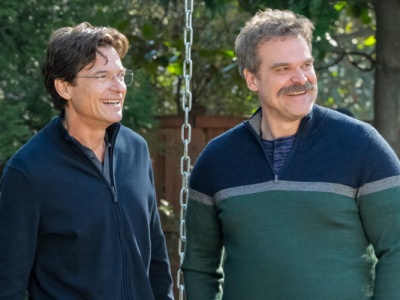 Gwiazda „Stranger Things” w nowym serialu od HBO. Tak zapowiadają się „Chętni na seks”