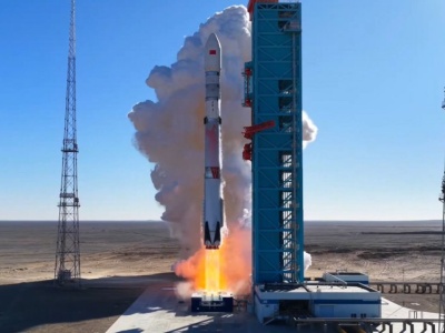 Chińska rakieta może rozpaść się nad Polską. RCB wydało ważny komunikat