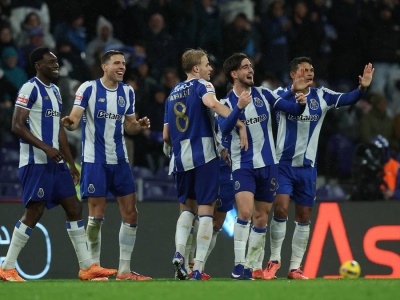 Liga Europy. Tabela na żywo. Które miejsca zajmują kluby Polaków?