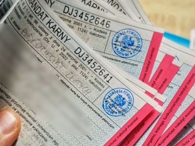 Rutynowa kontrola skończyła się wystawieniem… osiemnastu mandatów karnych