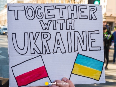 Kto najbardziej pomaga Ukrainie? Nowy raport ujawnia opinię Ukraińców