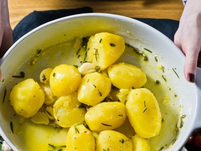 Skrobia oporna ma niski IG i wspiera działanie jelit. Zobacz, jak ją uzyskać