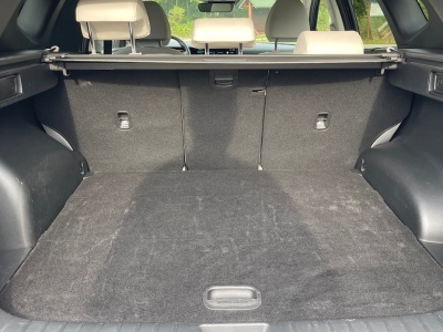 620 litrów wystarczyło. Koreański SUV za 116 900 zł załatwia Chińczyków bagażnikiem