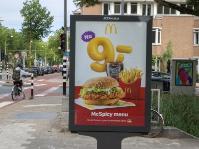 Amsterdam wprowadza zakaz reklam mięsa w przestrzeni publicznej