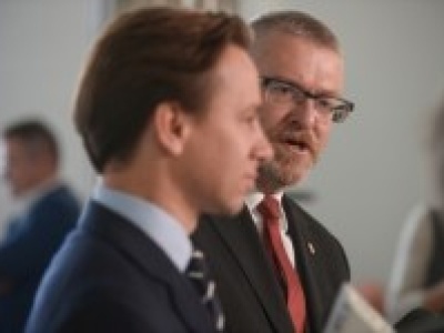 Konfederacje drugą siłą w Polsce? Najnowszy sondaż CBOS wprawia w osłupienie