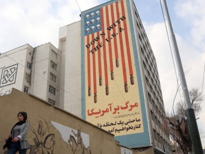 Trump zapowiada pomoc protestującym w Iranie. 