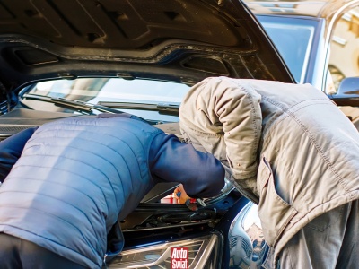 Nigdy nie mów takich rzeczy, kiedy kupujesz samochód. Nieważne, czy nowy, czy używany