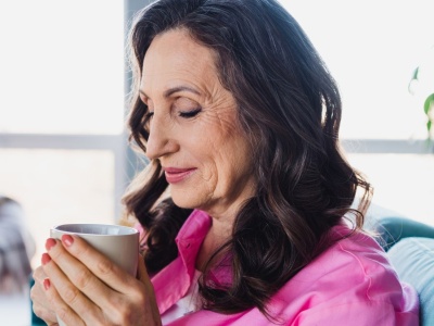 Wystarczy jedna łyżeczka do kawy. Ten owoc uruchamia mechanizmy młodości