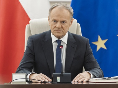 1500 lub 1900 zł dla każdego, dochody bez znaczenia. Wypłaty od 30 stycznia