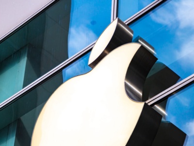 Kosmiczne ceny za applowskie antyki. Kolekcjonerzy poszaleli na aukcji