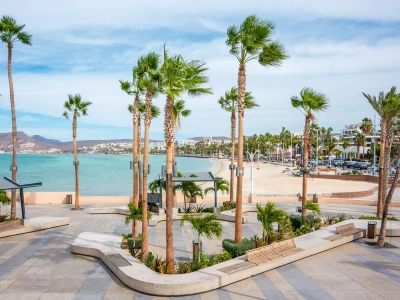 Prawie 100 złotych podatku. Tyle zapłacą turyści po przylocie na wakacje