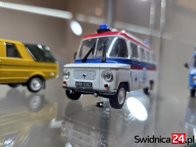 Samochody marzeń w miniaturze. Kolekcja Piotra Szulca trafiła na wystawę