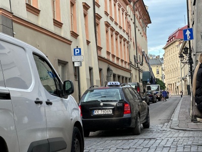 400 zł, 200 zł, 9–22. Najważniejsze liczby nowego systemu parkowania (Informator)