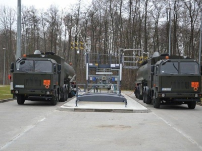 Wojsko kupi ponad 200 tysięcy ton paliwa lotniczego F-34