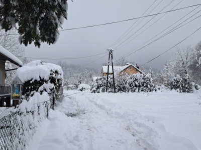 Kolejne alerty IMGW. Odczuwalna temperatura może spaść do -30 stopni. Mróz to niejedyne zagrożenie