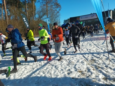 Kolce na butach, szron na brodzie i taniec z „paprykarzem