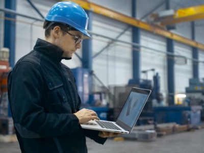 Ograniczenia dla wykwalifikowanych pracowników z zagranicy