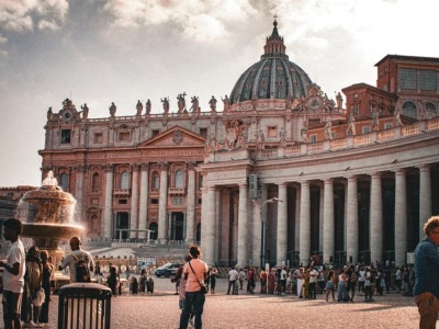Na dachu Bazyliki Świętego Piotra powstanie bistro. 