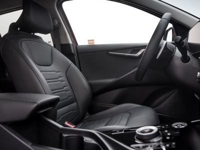 Ma moc Lexusa LBX, spala 4,5 l i po rabacie kosztuje 125 400 zł. Realna cena w salonie poniżej 120 tys. zł