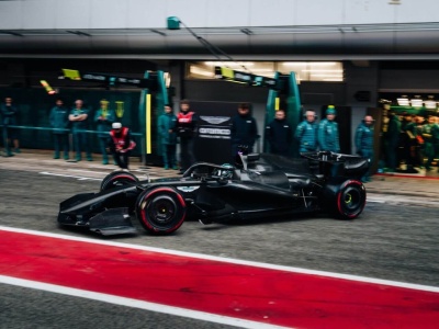 Bolid Aston Martin AMR26 na sezon 2026 zadebiutował na torze