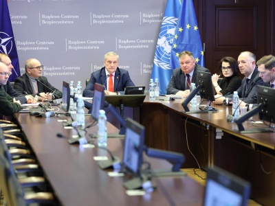 Srogi mróz w Polsce. Minus 38 st. C. Śmierć w wyniku zatrucia czadem i wychłodzenia, zamknięte szkoły