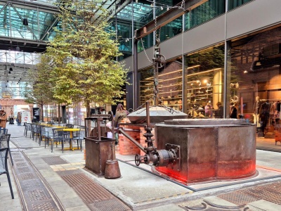 Nowe życie terenów postindustrialnych w Warszawie. Naukowa analiza tematu