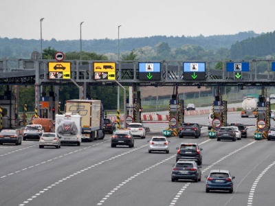 Koniec z opłatami na obleganym odcinku autostrady. Kierowcy czekali na to latami