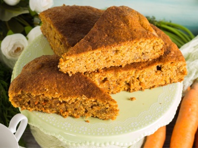 Bezglutenowe ciasto marchewkowe