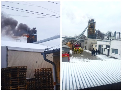 Pożar silosa z trocinami w Pawłowie