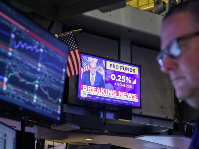 Wall Street mierzy się z wyprzedażą metali, spadkiem bitcoina i napięciem wokół sektora technologicznego