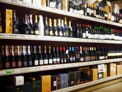 Zbadali alkohole w 92 punktach. W co piątym wykryli poważne wady