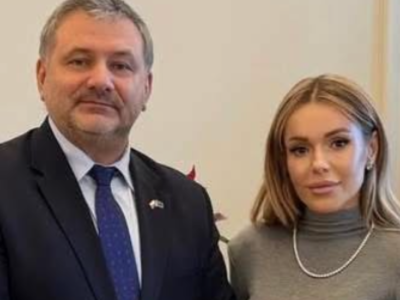 Doda w gabinecie ministra Żurka! Co tam robiła?