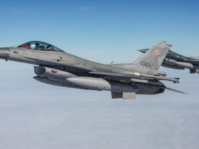 Polskie myśliwce poderwane w powietrze. Pilny komunikat DORSZ