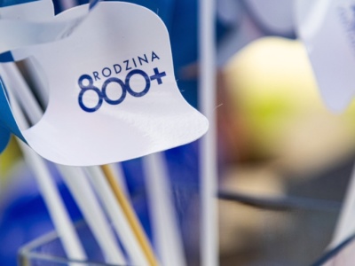 Można składać nowe wnioski na 800 plus. Ważna zmiana dla rodziców