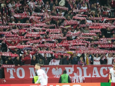 Skandalu z patriotyczną oprawą ciąg dalszy: 