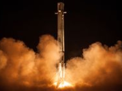 SpaceX wchłonęło xAI. Musk wspomina o 