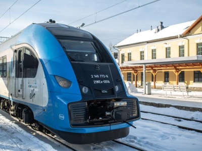 Koniec z opóźnieniami na PKP? Zarządca torów wprowadza nowy cennik kar