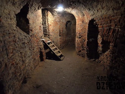 Pod ulicami Warszawy istnieje całe podziemne miasto. Mieszkańcy nie mają o tym pojęcia