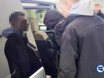 Centralne Biuro Zwalczania Cyberprzestępczości zatrzymało 20-latka z Powiatu Raciborskiego. Atakował strony z całego świata