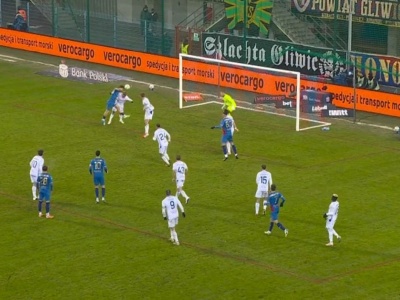 Ależ powrót do Ekstraklasy po roku! Kolejny blamaż mistrza Polski