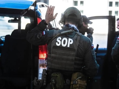 „Rosyjskie standardy są już w Polsce”. Burza w sieci i żądania dymisji po ujawnieniu taśm z oficerem SOP